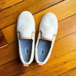Vineyard Vines and Sperry collab - Sherpa slip-ons; Size 6; worn once